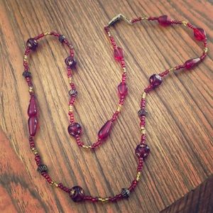 VINTAGE RED BEADED NECKLACE